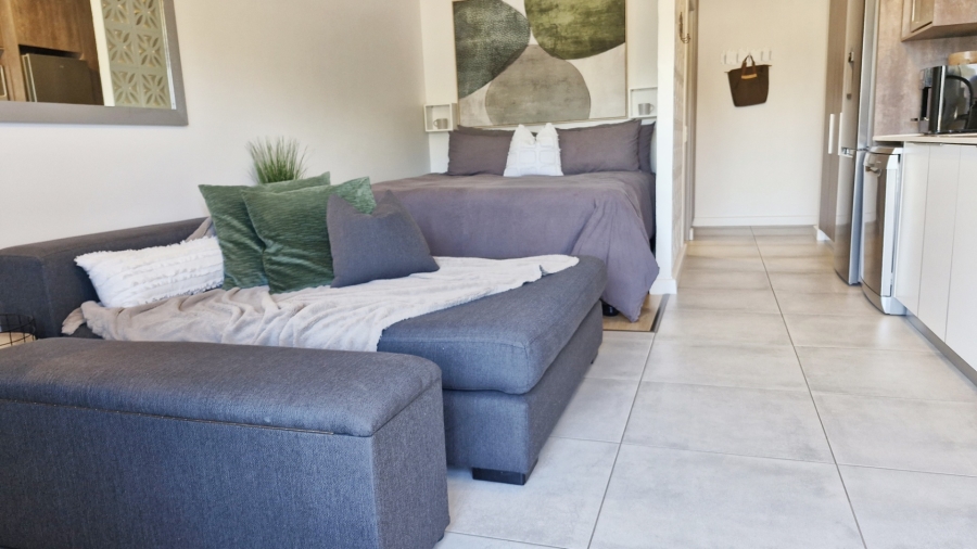  Bedroom Property for Sale in Table View Western Cape